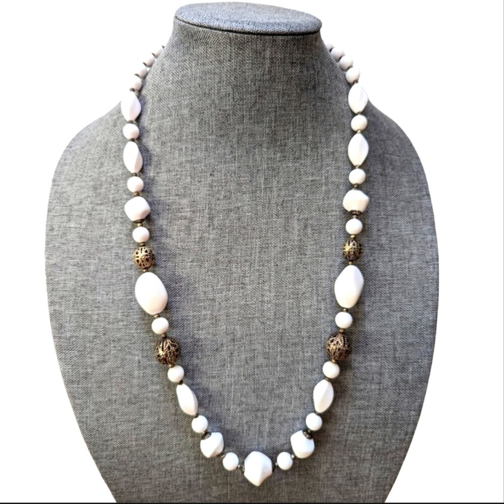 White Lucite Silver Tone Filigree Ornate Hollow Ball Necklace NWOS